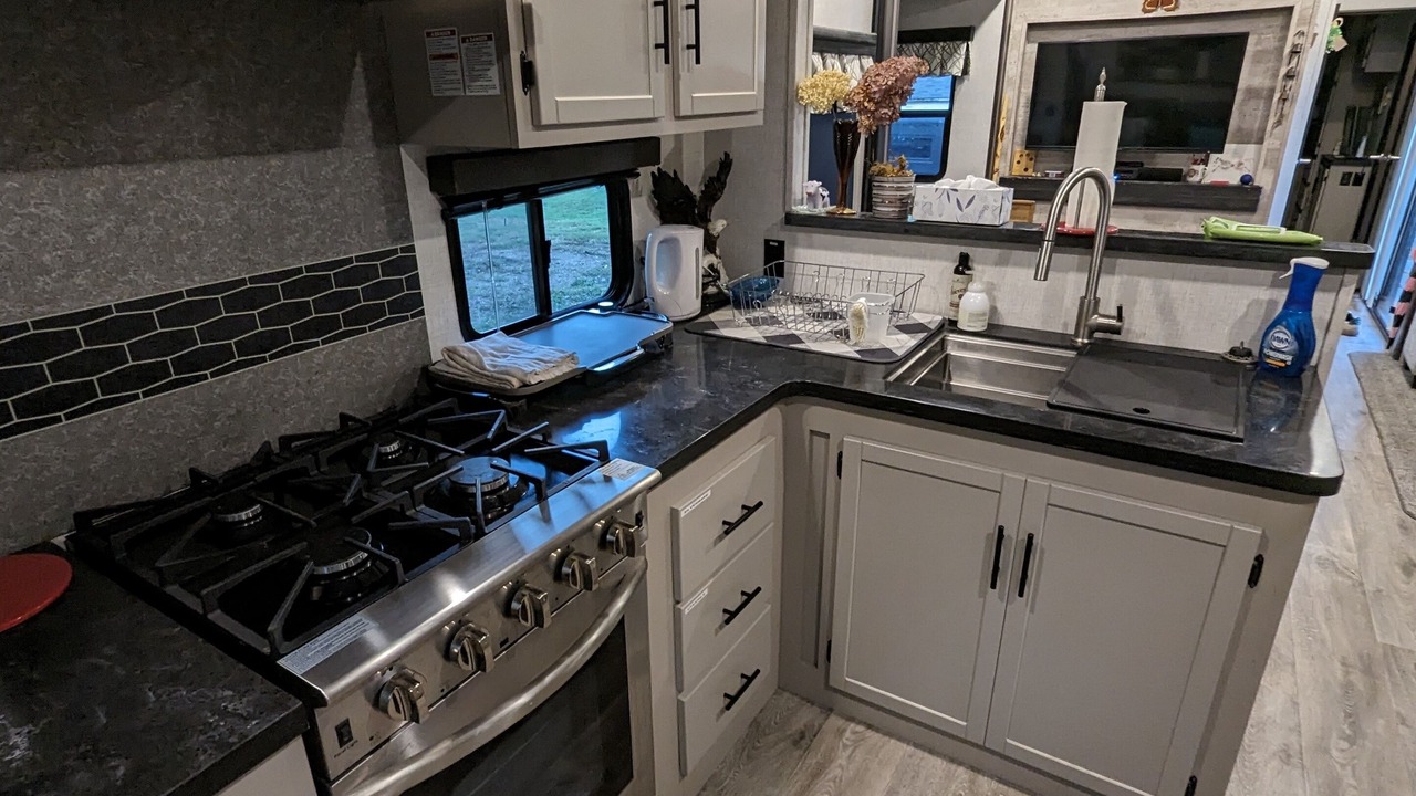 Photo of Kitchen in Grant County