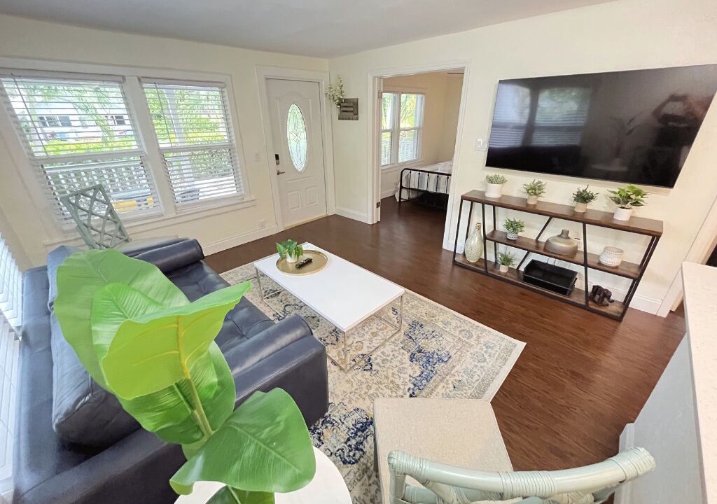 Photo of Livingroom in Pinewood Park