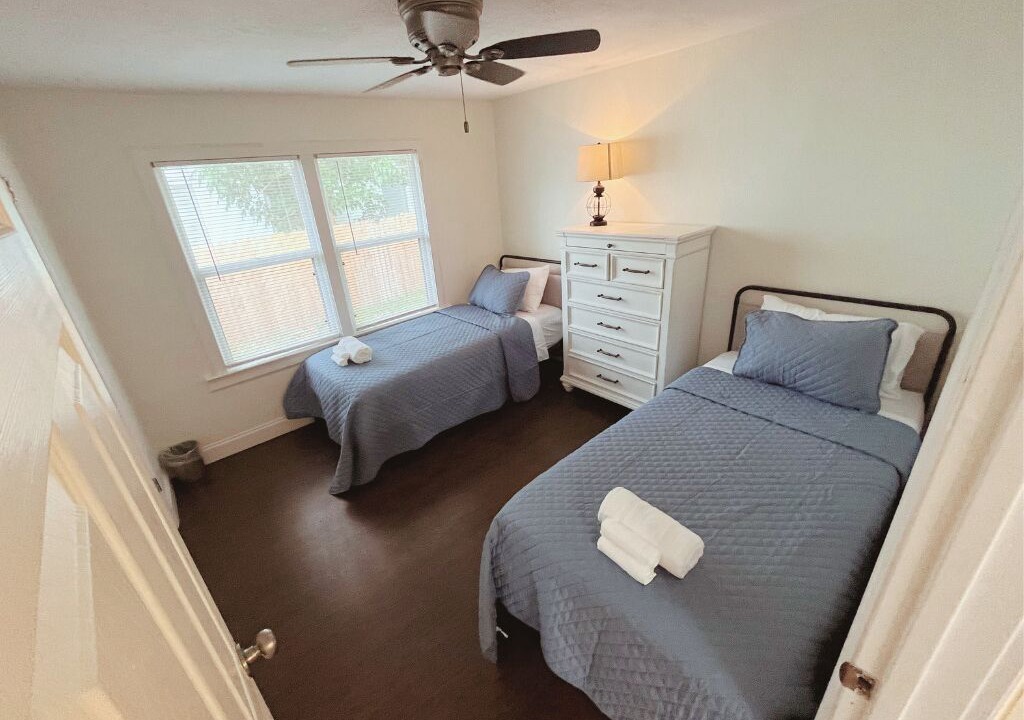 Photo of Bedroom in Pinewood Park