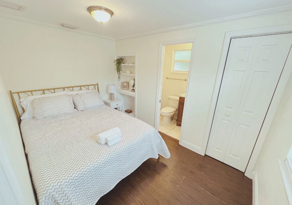 Photo of Bedroom in Pinewood Park