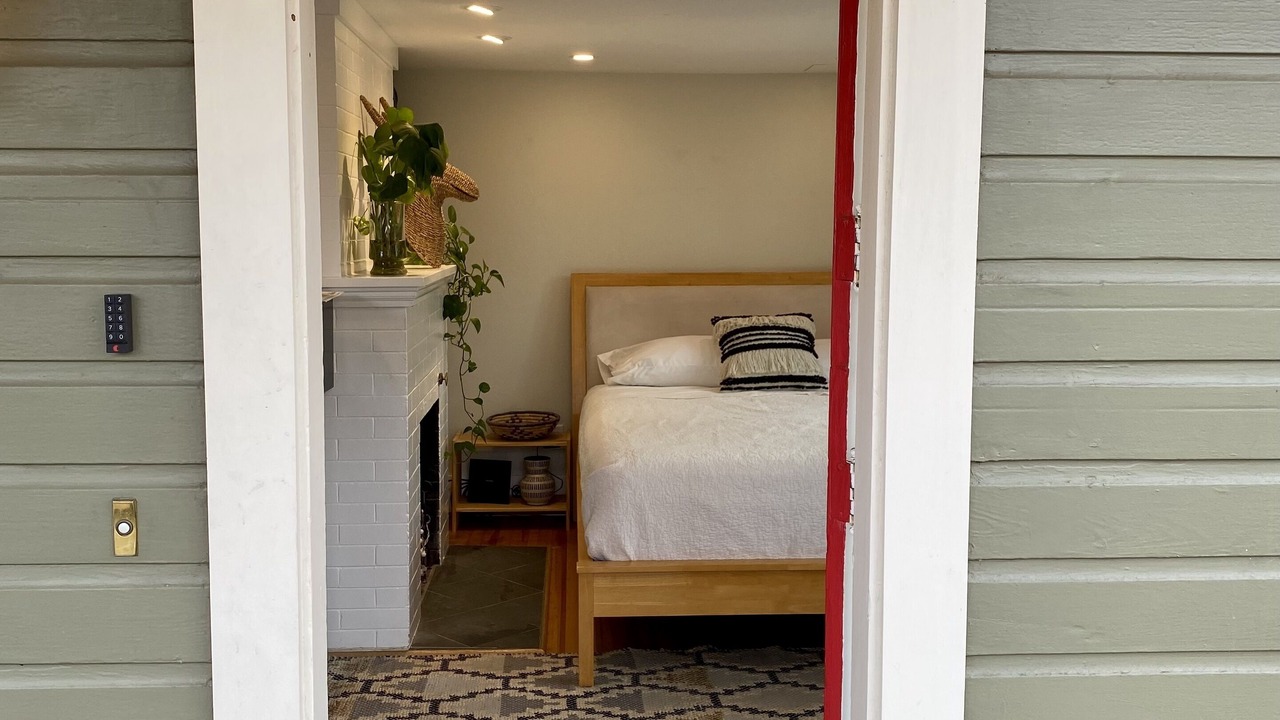 Photo of Bedroom in Old North End