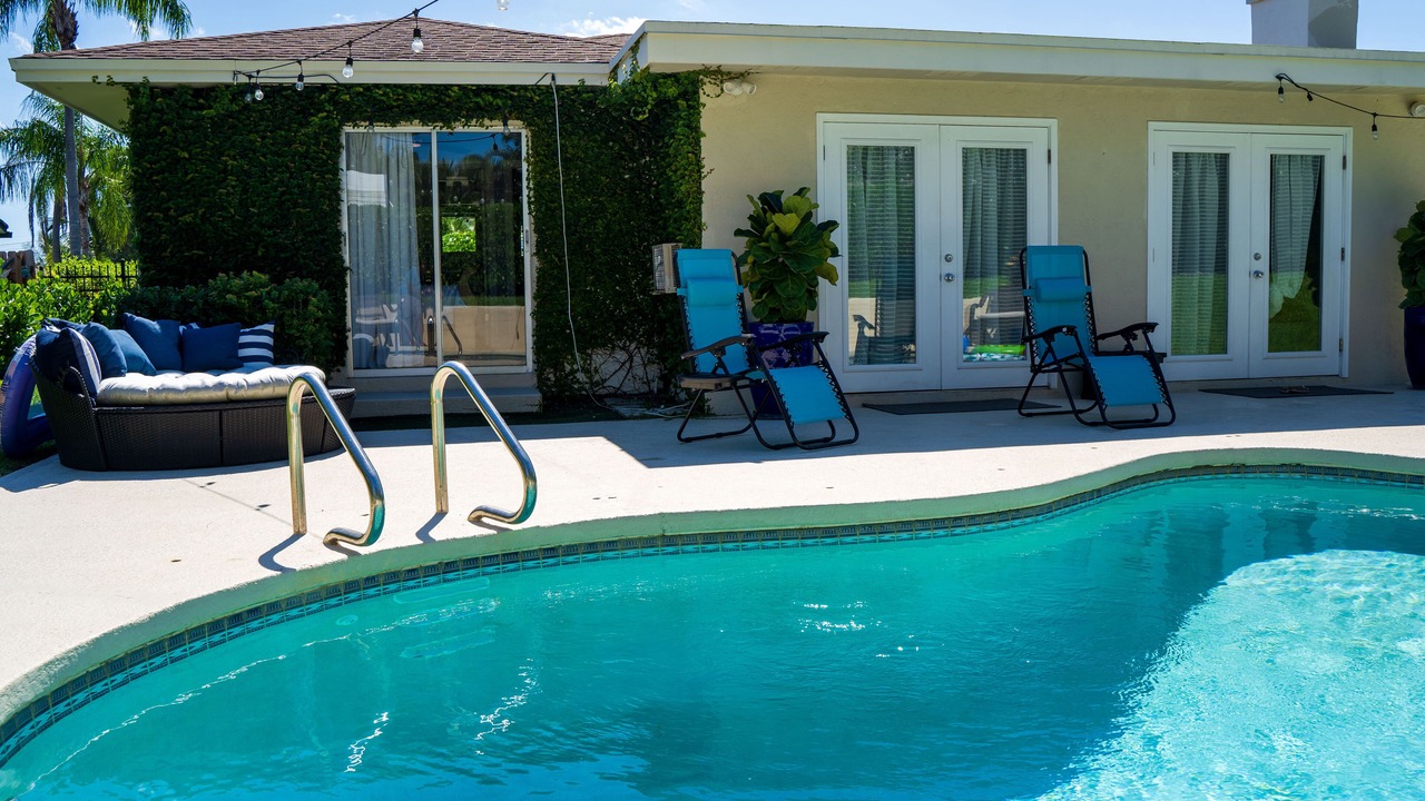 Photo of Outdoor in Lake Worth Corridor