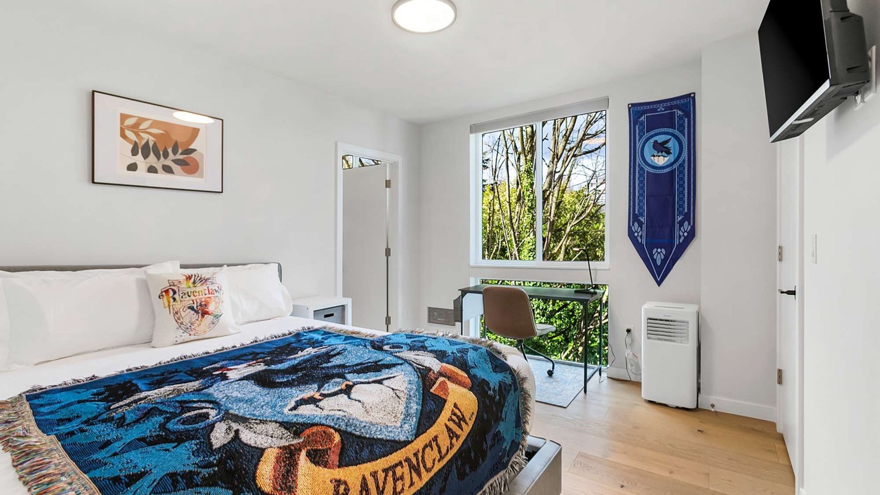 Photo of Bedroom in East Queen Anne