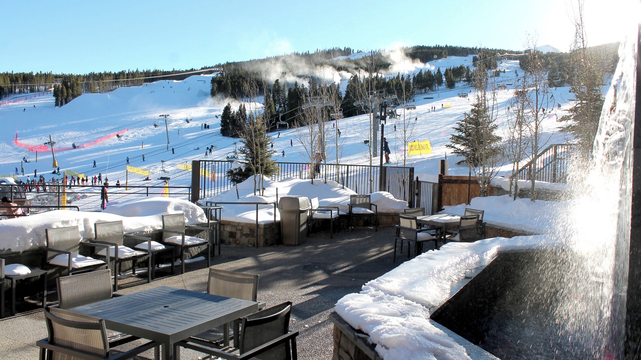 Photo of Outdoor in Peak 8