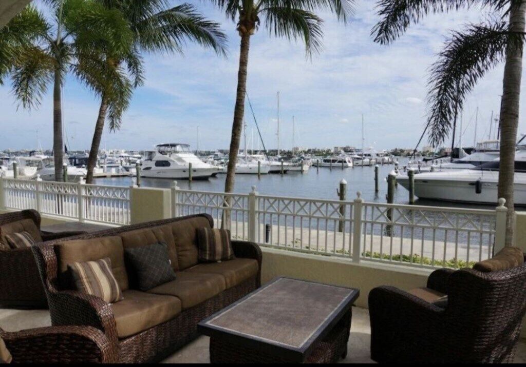 Photo of Outdoor in East Ocean Ave