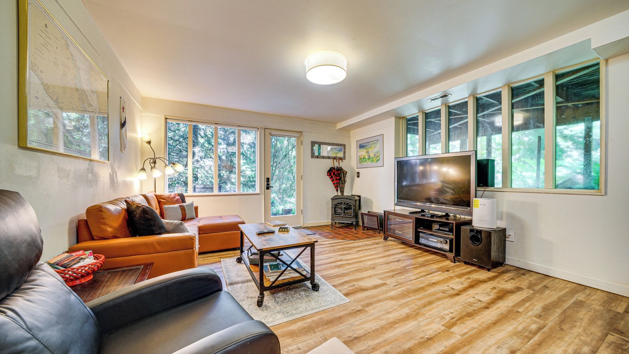 Photo of Livingroom in Mercer Island