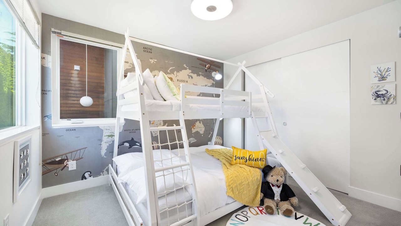 Photo of Bedroom in Eastlake