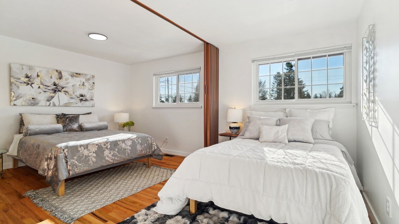 Photo of Bedroom in White Center