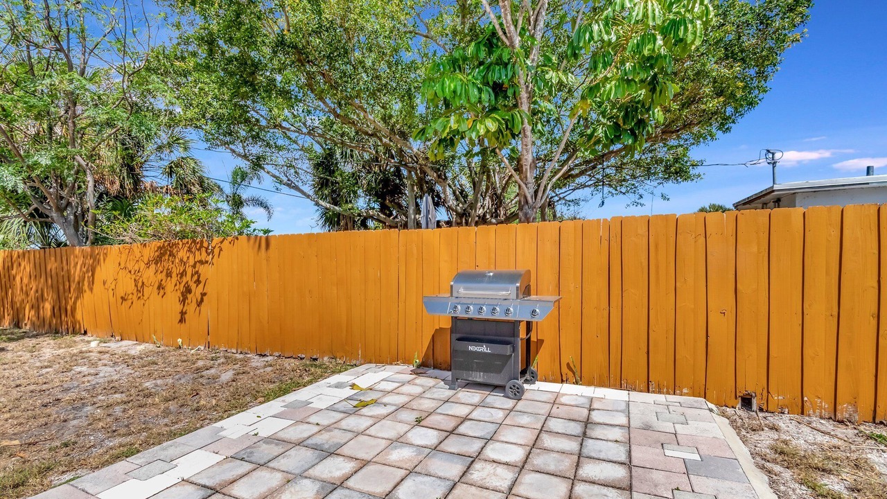Photo of Patio Balcony in South Palm Park Neighborhood Association