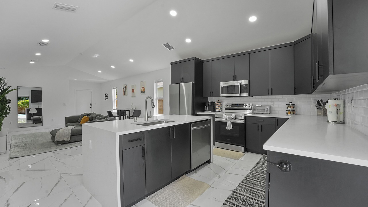 Photo of Kitchen in Old Northwood Historic District