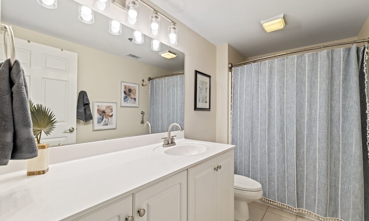 Photo of Bathroom in Downtown Wilmington