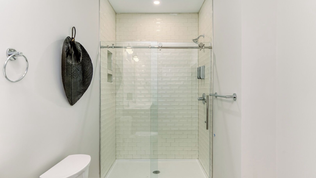 Photo of Bathroom in Bermuda Bay