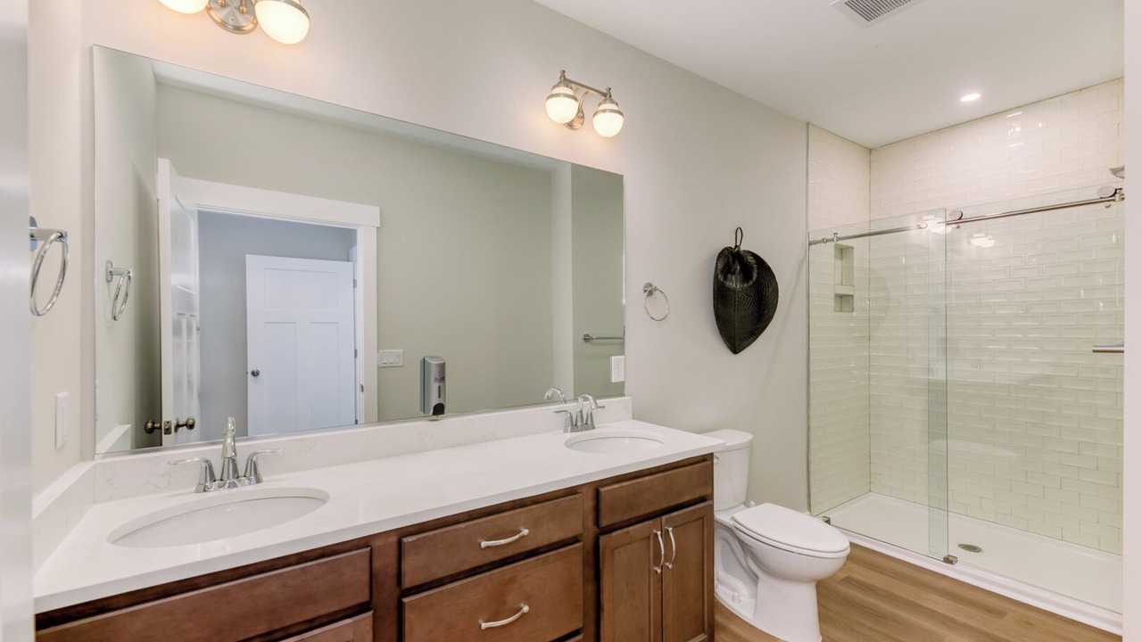 Photo of Bathroom in Bermuda Bay