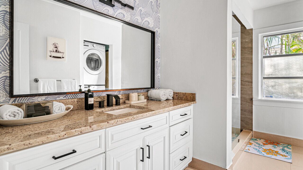 Photo of Bathroom in Pinewood Park