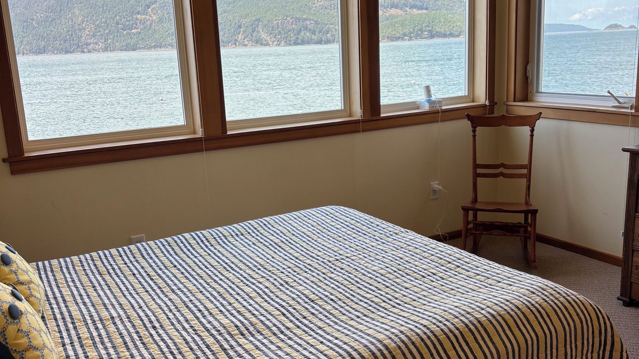 Photo of Bedroom in Anacortes