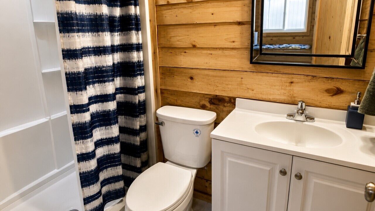 Photo of Bathroom in Kalifornsky