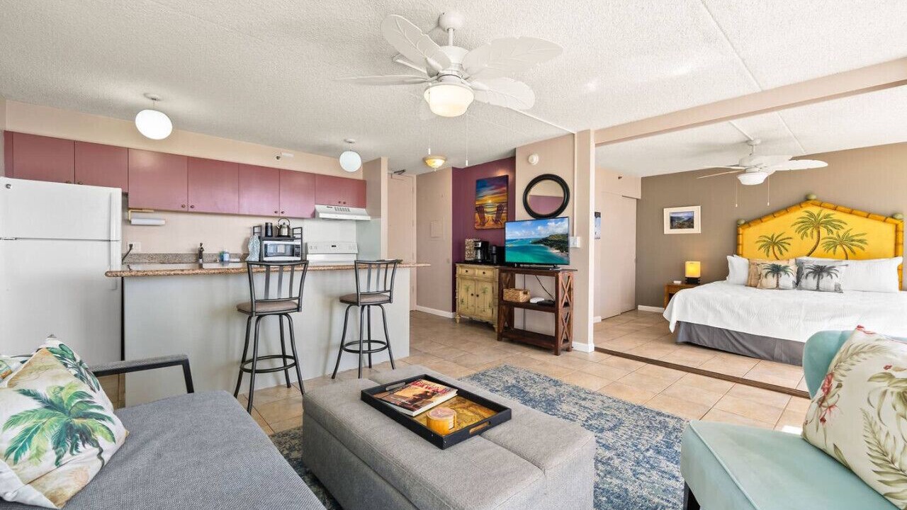 Photo of Bedroom in Waikiki
