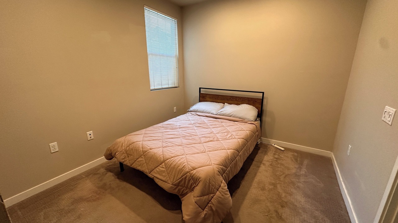 Photo of Bedroom in Anaheim Colony Historic District
