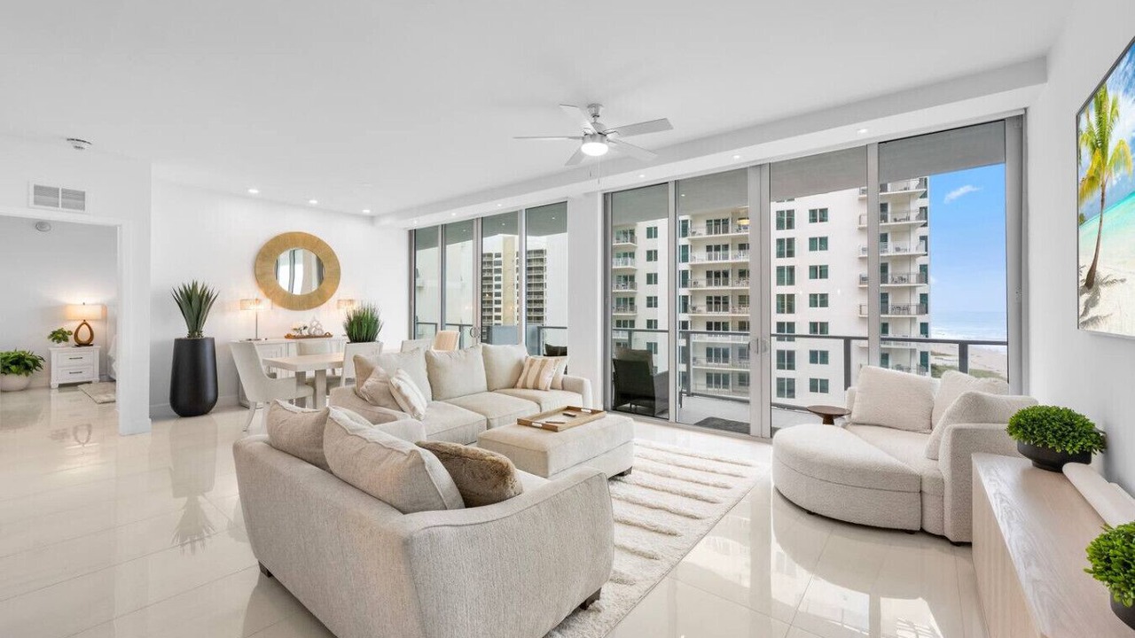 Photo of Livingroom in Singer Island