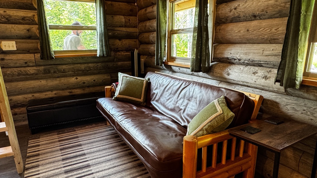 Photo of Livingroom in Moose Pass