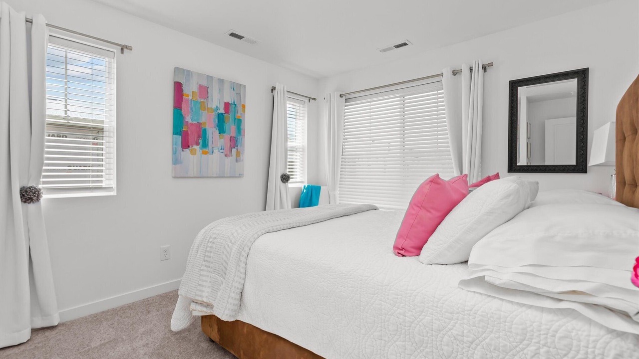 Photo of Bedroom in Eagle