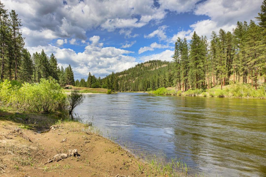 Photo of Others in Kettle Falls