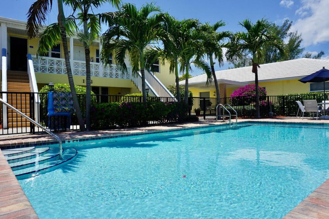 Photo of Others in Palm Beach Shores