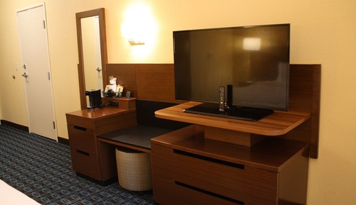 Suite, 2 Queen Beds, Accessible Bathtub, Lake View
