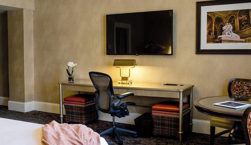 Superior Room, 1 King Bed