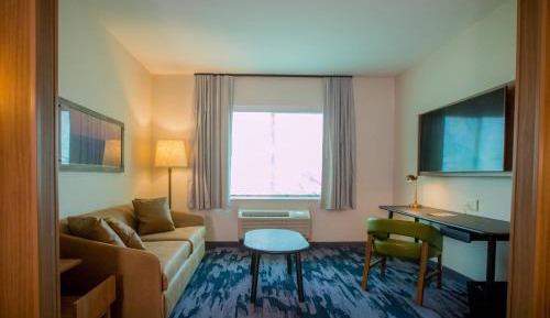 Queen Suite with Two Queen Beds and Sofa Bed