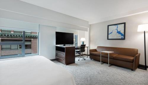 Queen Studio with Sofa Bed